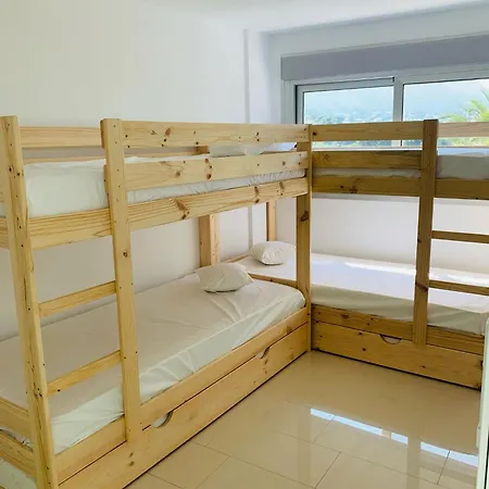 - Casa 8 Personas 度假居