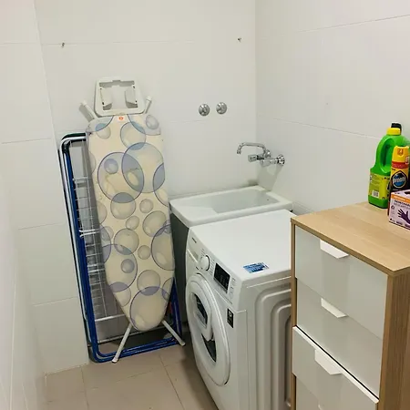 - Casa 8 Personas Feriehus Dénia