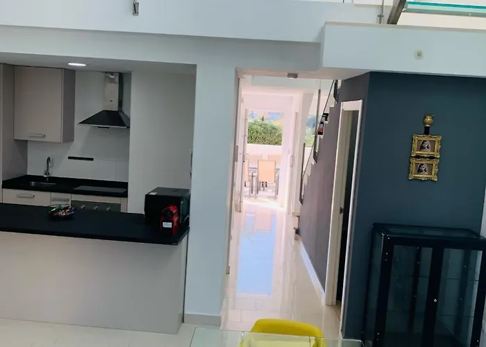 - Casa 8 Personas デニア